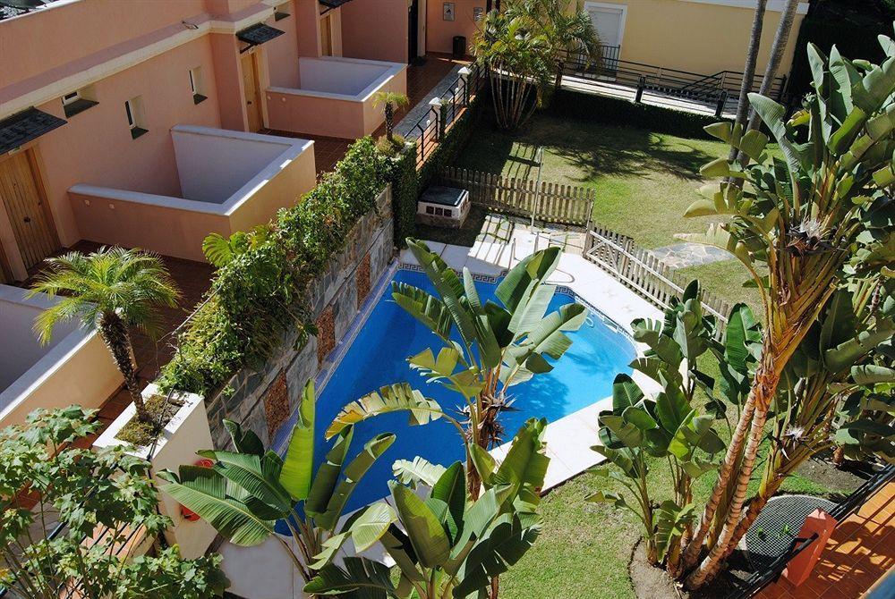 Apartamentos Turisticos Anoreta Ринкон-де-ла-Викториа Экстерьер фото