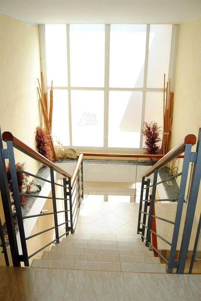 Apartamentos Turisticos Anoreta Ринкон-де-ла-Викториа Экстерьер фото